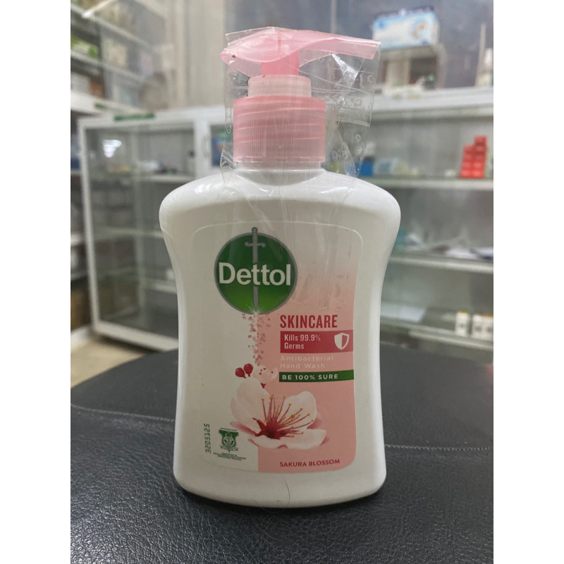 nước rửa tay dettol kháng khuẩn 250ml date 7/2025