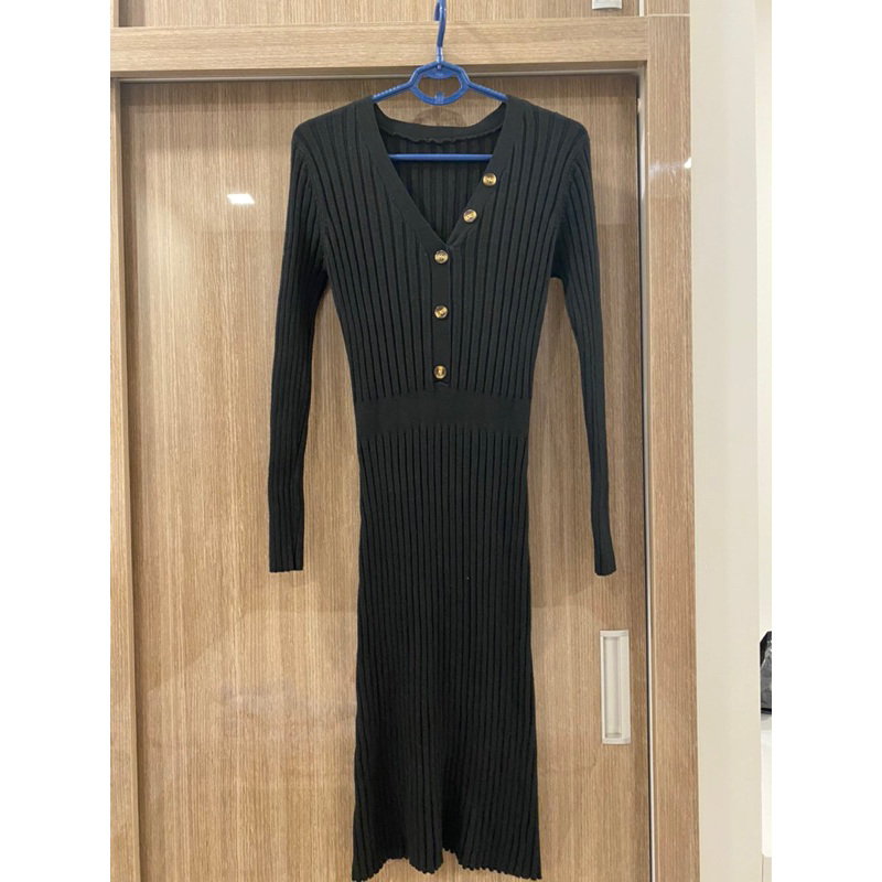 Thanh lý váy QCCC chất nhung tăm freesize