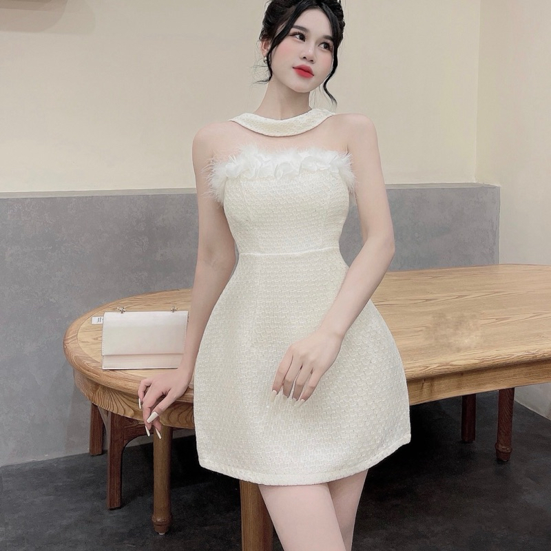 Váy Dạ Nhũ Quây Hoa Lông Dây Cổ