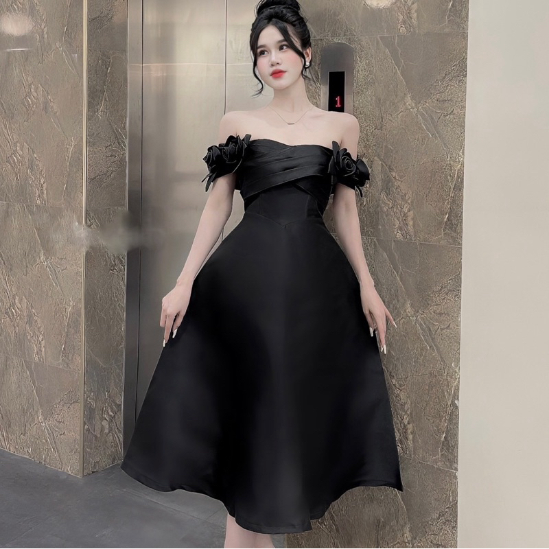 Váy Tapta Quây Chéo Ngực Tay Hoa Hồng