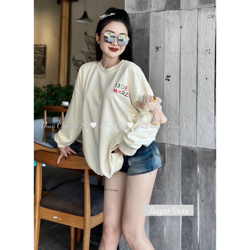 Áo sweater nỉ dài tay cổ tròn màu da tay đính gấu bông 13DE MARZO dễ thương