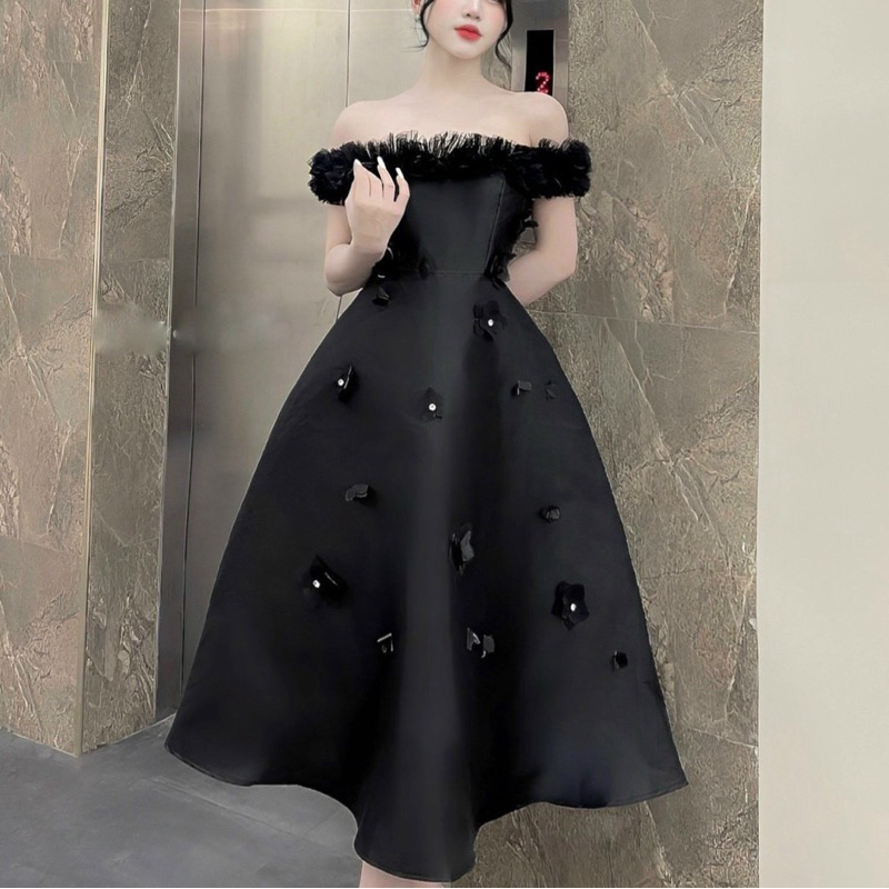 Váy Tapta Trễ Vai Lưới Xếp Đính Hoa Đá