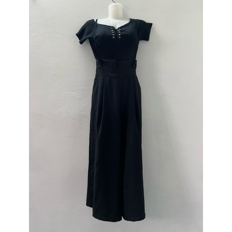 H2360 yếm dây đen si