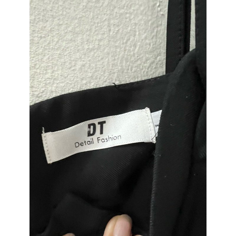 H2360 yếm dây đen si