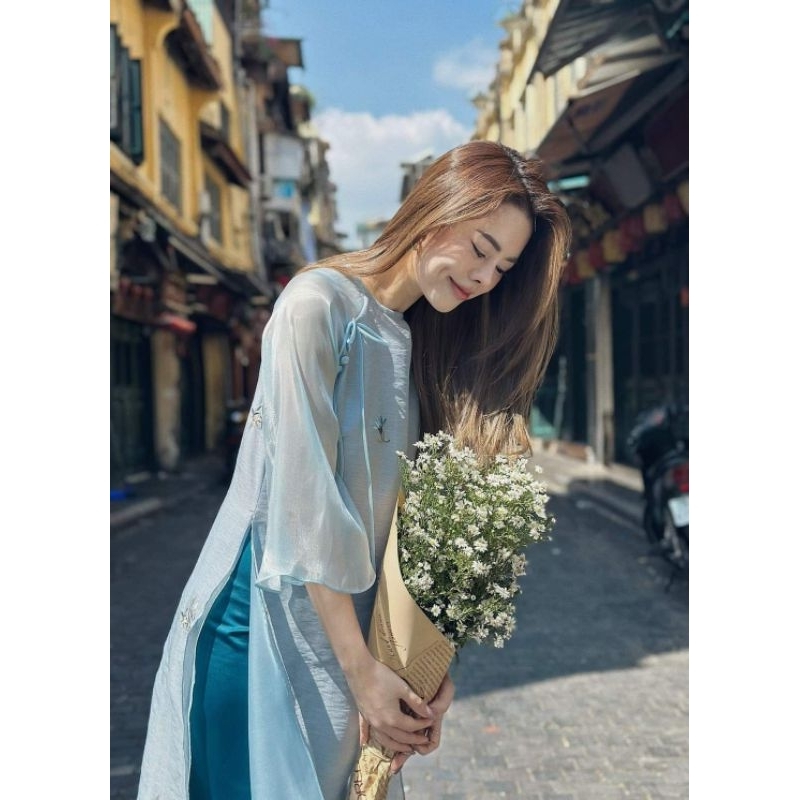 Áo dài Nhã trâm xanh nhạt nhàng họa tiết thêu hoa cao cấp Vải tơ đẹp 4 tà mềm mại hàng thiết kế bán giá rẻ