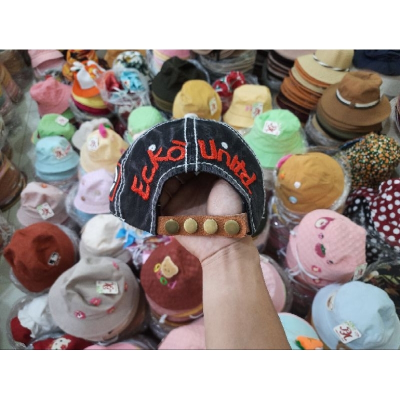 Nón kết êko tê giác cực chẩ