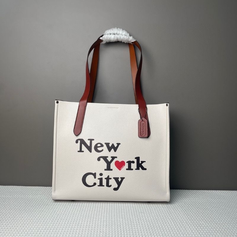 TÚI COACH Relay Tote 34 With New York City