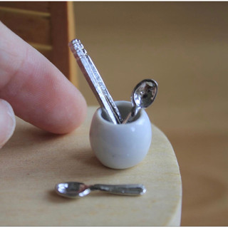 Hủ đựng gia vị hoặc đủa/10 cái