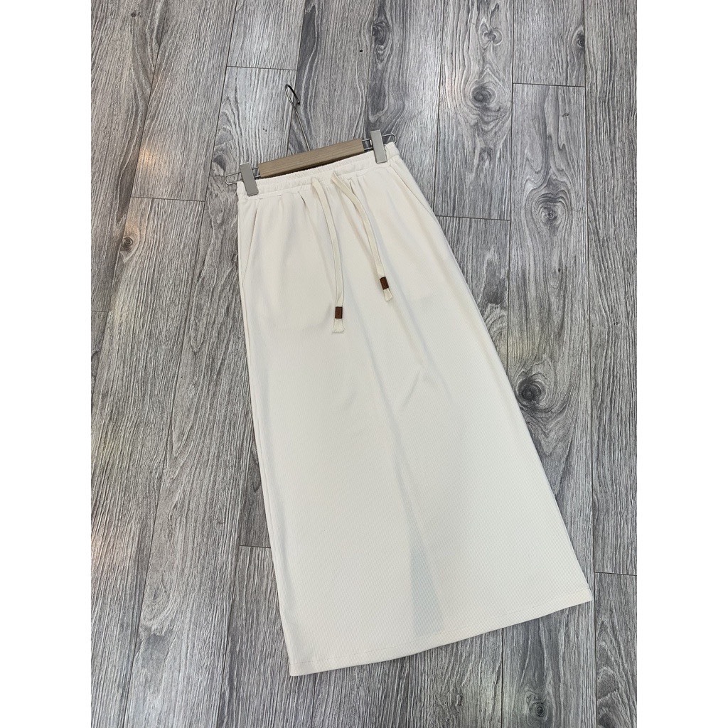 Chân váy tăm dây rút dáng dài có xẻ sau - 247store.vn - Chanvaytam255_P5K1