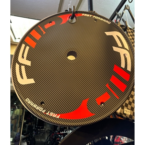 Ốp vành xe bánh 700c FF - Vân Carbon