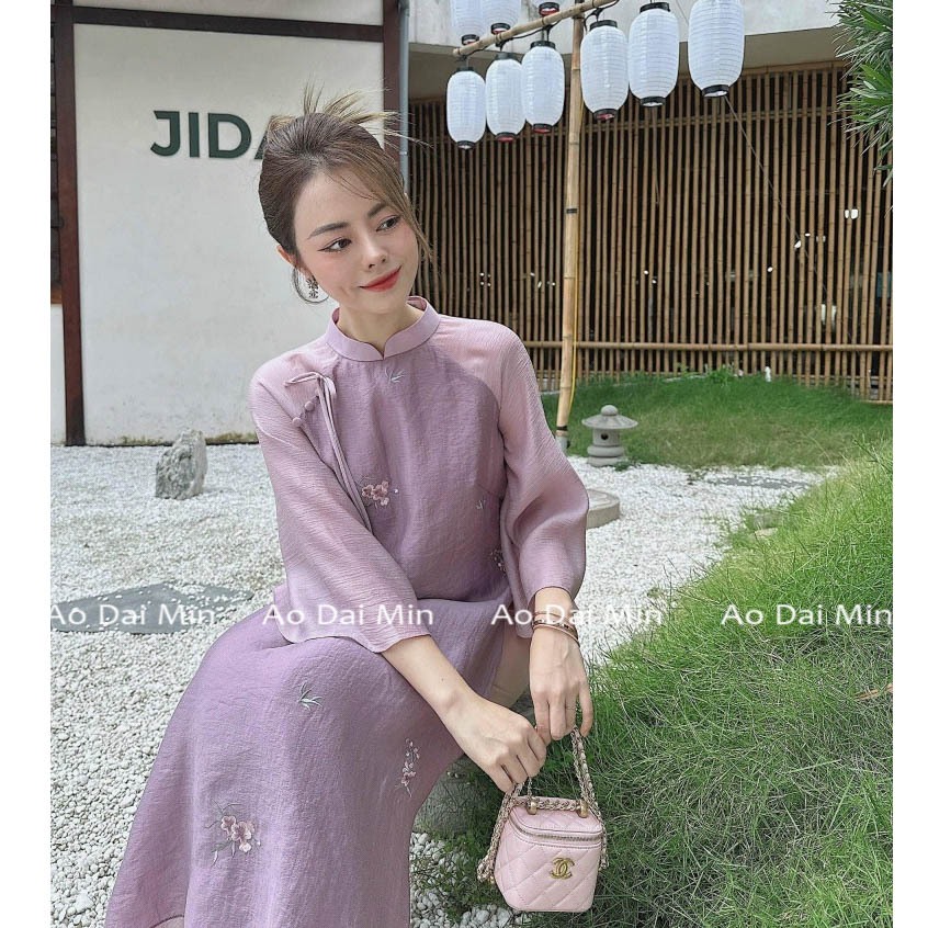 Áo Dài Cách Tân Thêu Hoa Chất Liệu Tơ Mềm Thiết Kế Cúc Bọc Đính Nơ Đơn Giản Siêu Xinh
