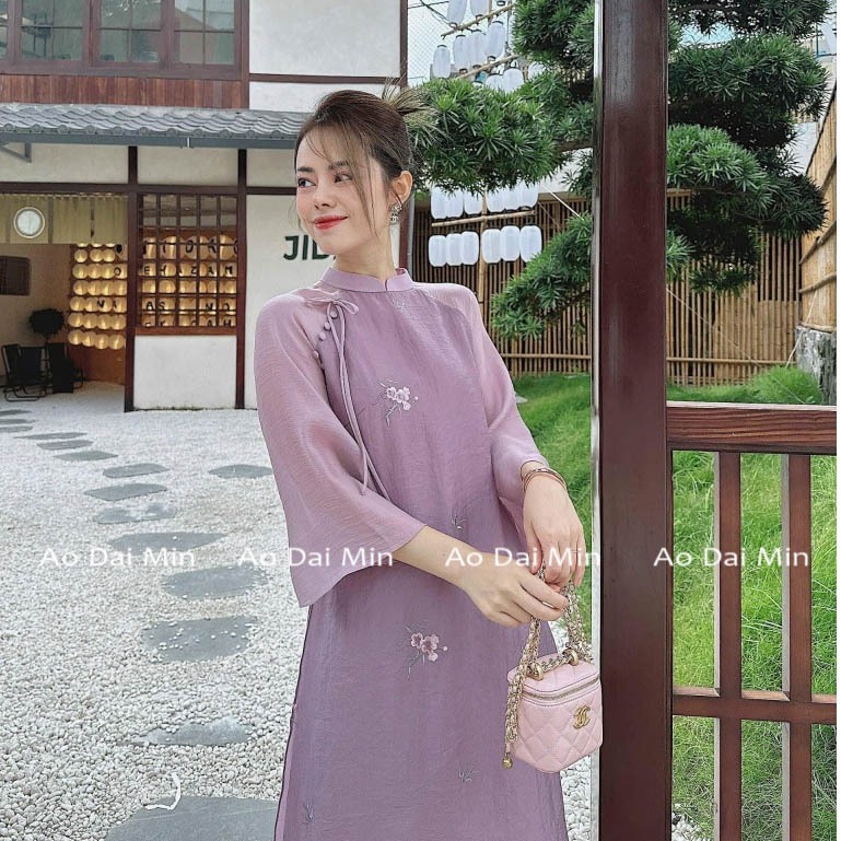 Áo Dài Cách Tân Thêu Hoa Chất Liệu Tơ Mềm Thiết Kế Cúc Bọc Đính Nơ Đơn Giản Siêu Xinh