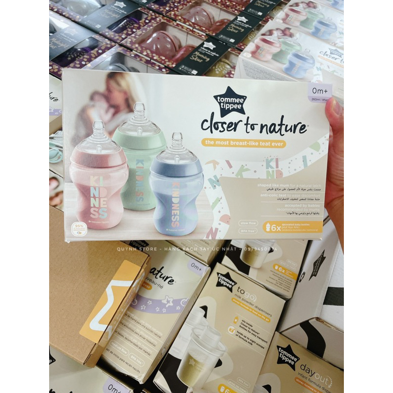 Bình sữa Tommee Tippee 260ml mẫu Kindness tách set