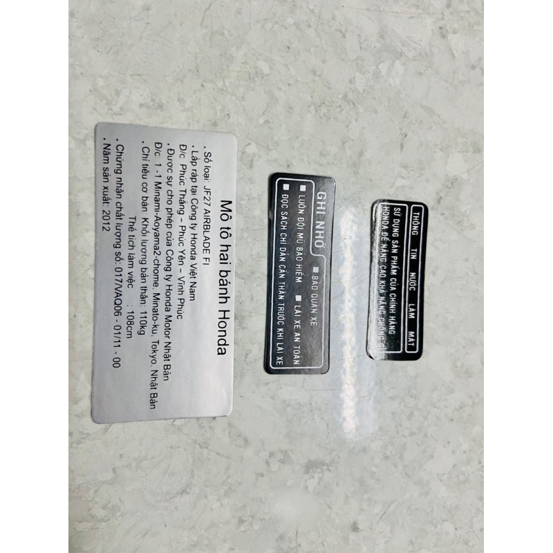 Tem Thông Số + Năm sản xuất Dán Xe Máy Honda AB Việt Nam Air Blade 110 Đầu Bò 2011 - 2012