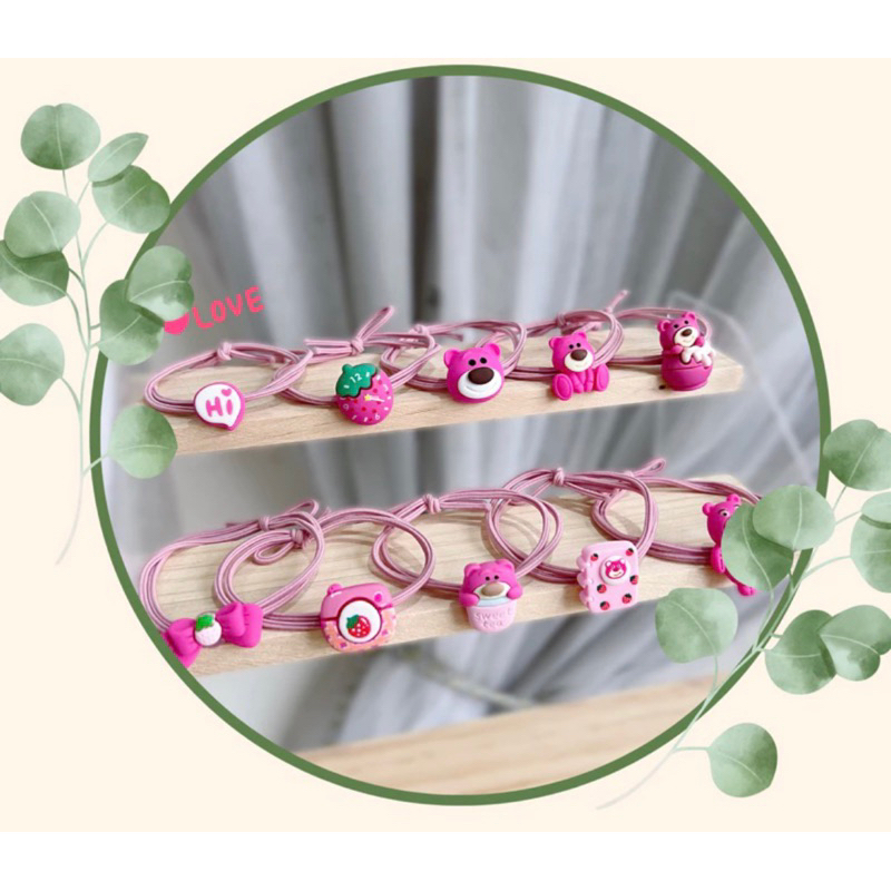 Cột tóc gấu dâu Lotso