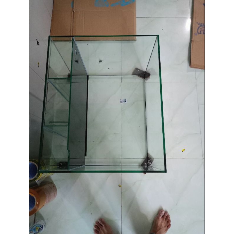 Hồ lọc Vách 60x50x40 DRC Lọt lòng 60x40x40. Kính 8li mài vị tính keo đen.