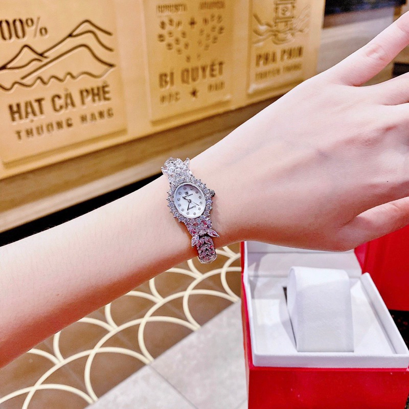 Đồng hồ nữ Royal Crown 2527 mặt ovan dây kim loại đính đá chính hãng