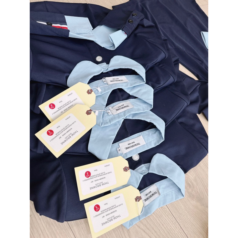 VÁY PHỐI THOM BROWNE CỔ SEN HAI TÀ