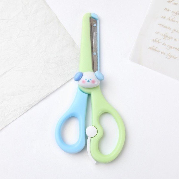 Kéo thủ công nhỏ xinh gắn charm  hoạt hình