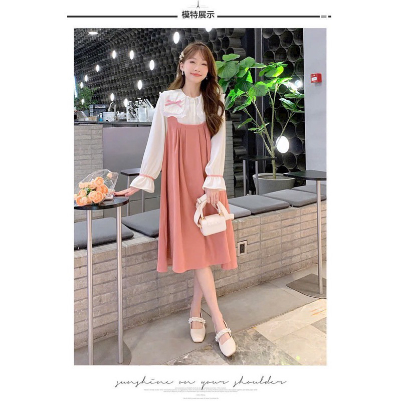 Váy bầu nhung tăm dài tay áo rời