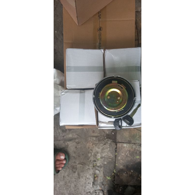 Nắp thùng dầu Hino 500