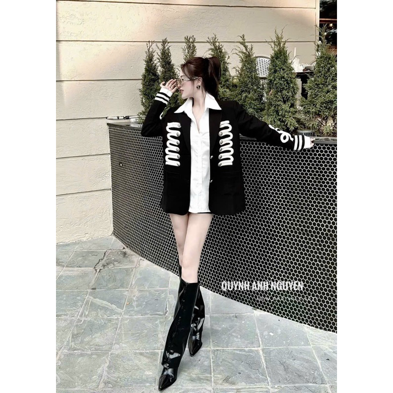 Áo vets blazer hoạ tiết sang chảnh