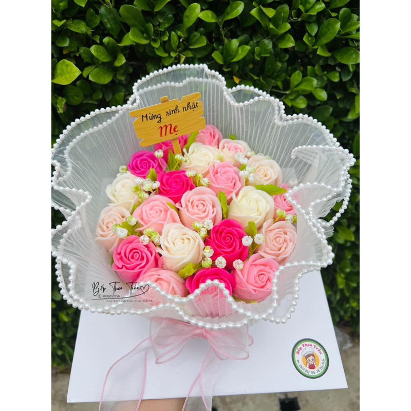 Khuôn hoa hồng pháp