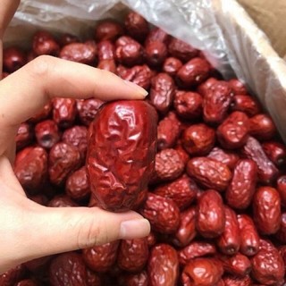 Táo đỏ tân cương