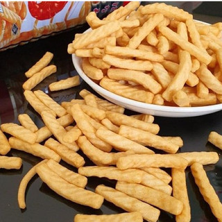 Snack Bánh Tôm Thái Lon Ăn Liền Thái Lan 110gr