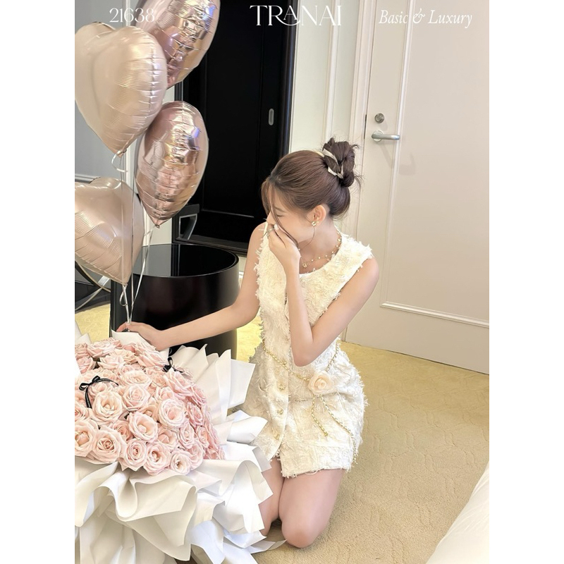 ĐẦM LÔNG PHỐI NÚT 4 TÚI VIỀN BÍNH