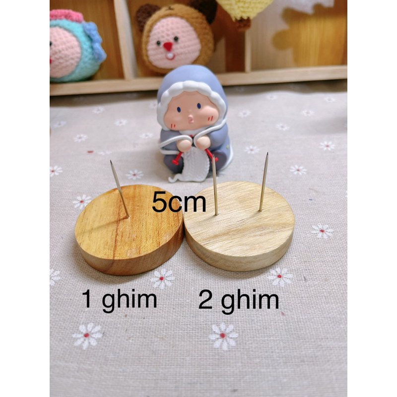 Chân đế ghim búp bê len bằng gỗ nguyên khối