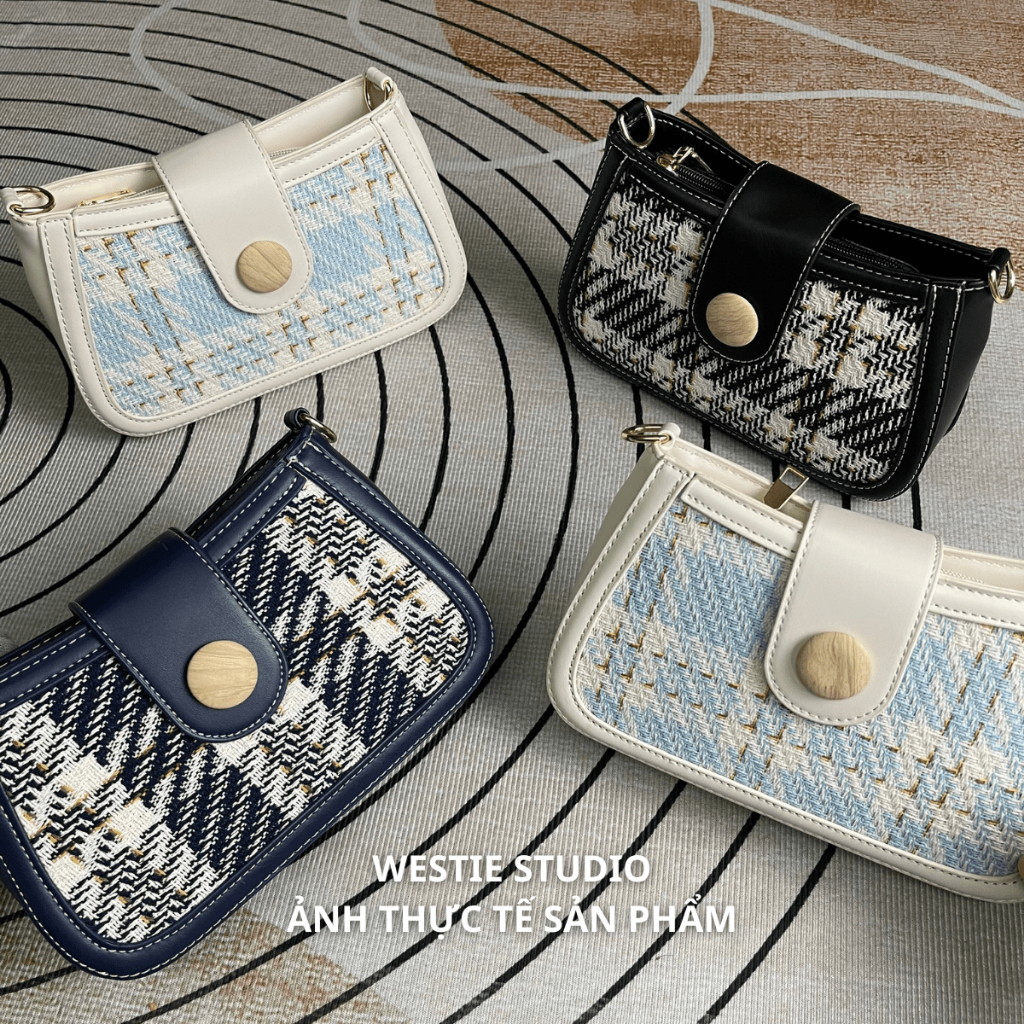 Túi đeo chéo nữ khóa tròn kẻ caro tặng kèm móc khóa gấu phong cách Hàn Quốc WESTIE - A106.TXN