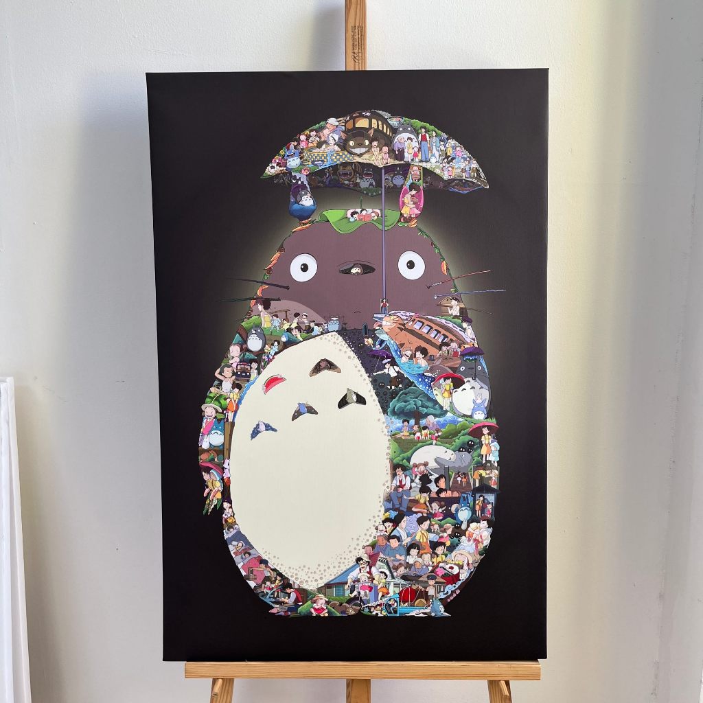 Tranh Totoro  treo tường chất liệu vải canvas, nền đen bản màu từ Turned Ninja