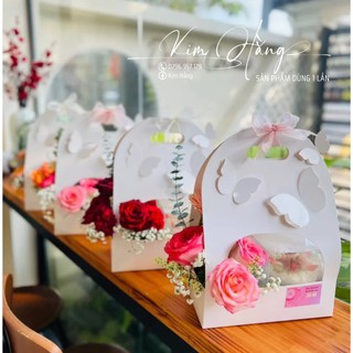 10 hộp quay xách trắng cánh bướm đựng bánh và hoa , túi quà tặng 8/3 , đựng quà tặng ngày  20/10 - 20/11