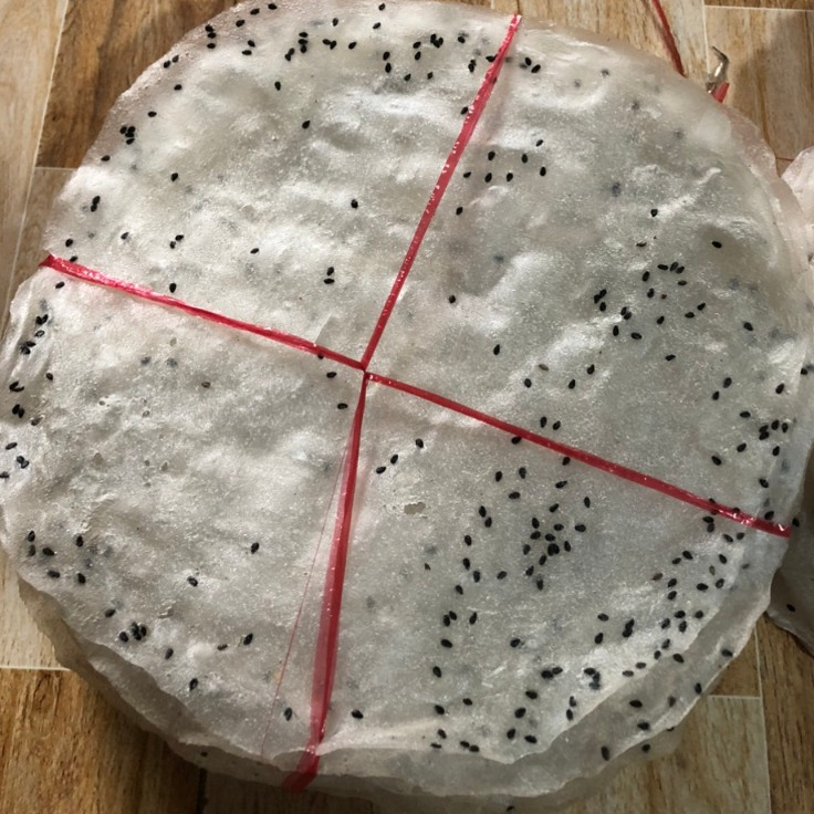 1 KG  BÁNH TRÁNG MÈ ĐEN BÌNH ĐỊNH