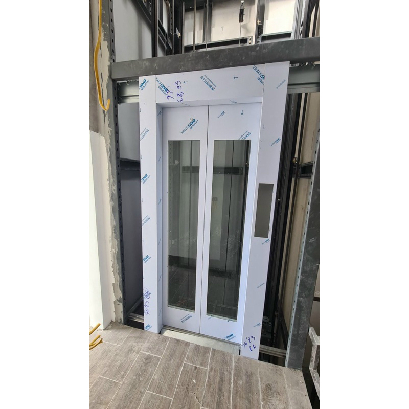 Thang máy kính quan sát