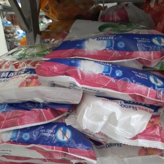 Bột giặt Ariel hương đam mê 620g