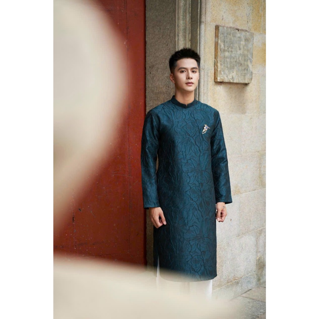 Áo dài cách tân nam thiết kế màu độc lạ chất liệu tafta vân hoa cổ tàu tay dài form chuẩn nam tính - Áo dài Ann - AD16