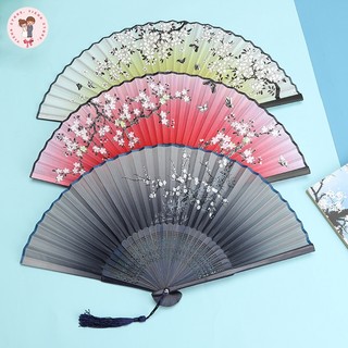 (UP) Quạt cổ trang Nền xanh hoa trắng Sứ thanh hoa Đỏ mận dây tuyến cổ đại xếp cầm tay phong cách múa Trung Quốc