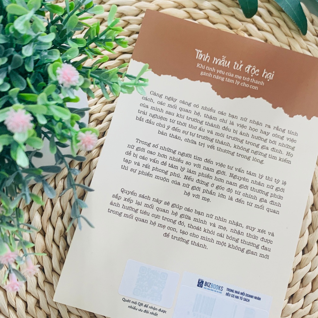 Sách Tình Mẫu Tử Độc Hại: Khi Tình Yêu Của Mẹ Trở Thành Gánh Nặng Tâm Lý Cho Con - Bizbooks