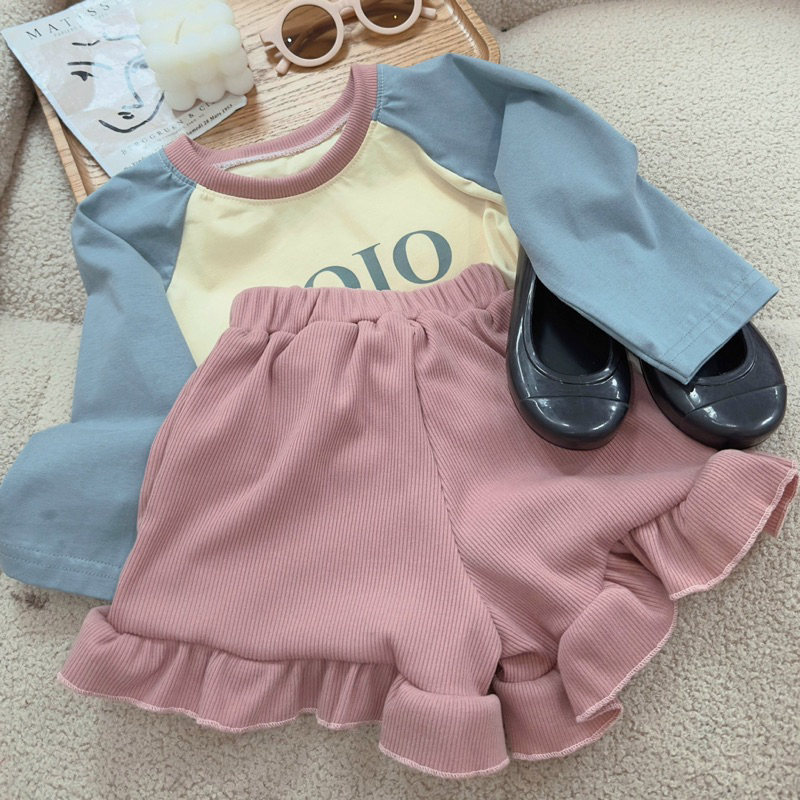 Bộ áo khoác hồng 3 món phong cách Hàn cho bé gái