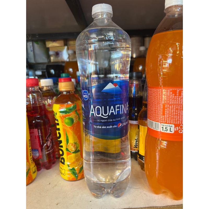 Nước suối aqua 1,5L