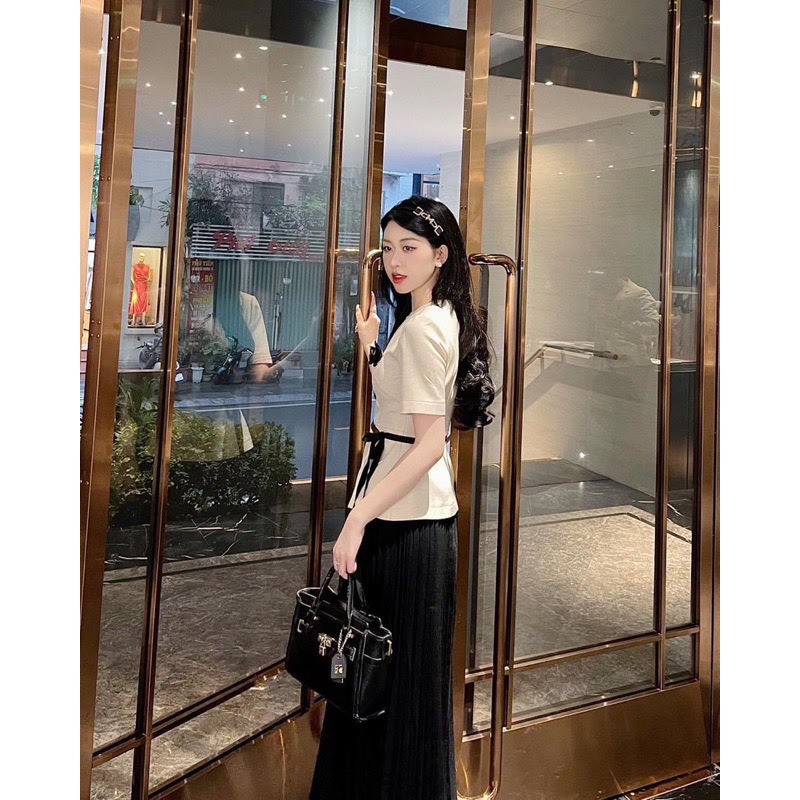 Set 2 chi tiết chân váy kèm áo hàng thiết kế