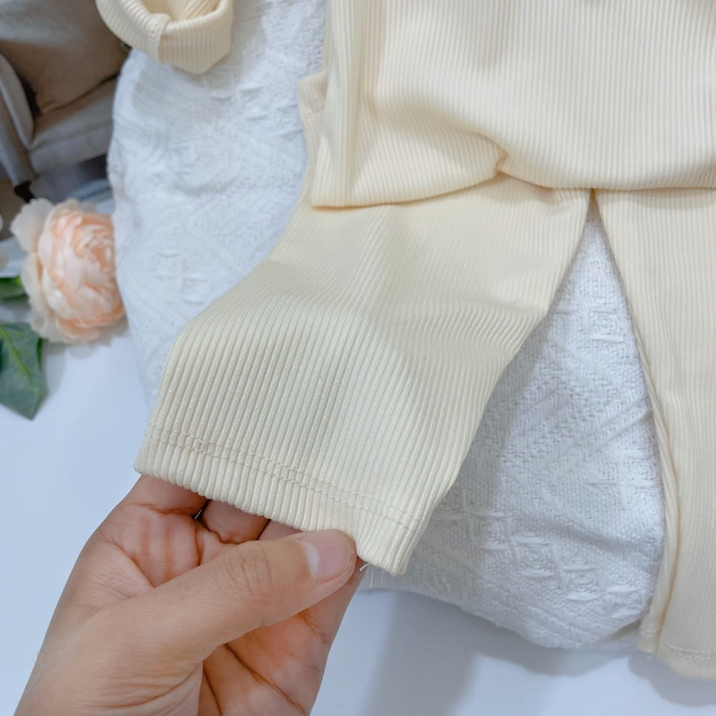 Bộ Dài Tay Bé Trai Bé Gái Chất Vải Tăm Cotton Lạnh Cúc Ngực 5 Nút | Áo Quần Bé Trai, Bé Gái Thu Đông 8kg-18kg