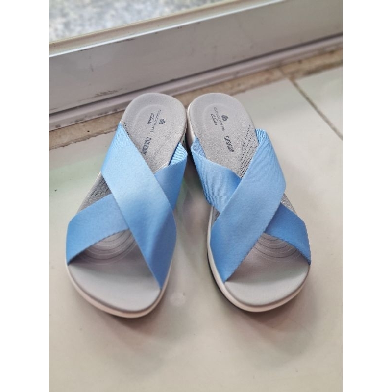 Dép 🆑️🅰️©️K quai chéo nữ
