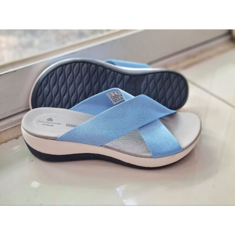 Dép 🆑️🅰️©️K quai chéo nữ