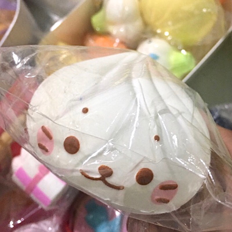 Squishy bánh bao CH