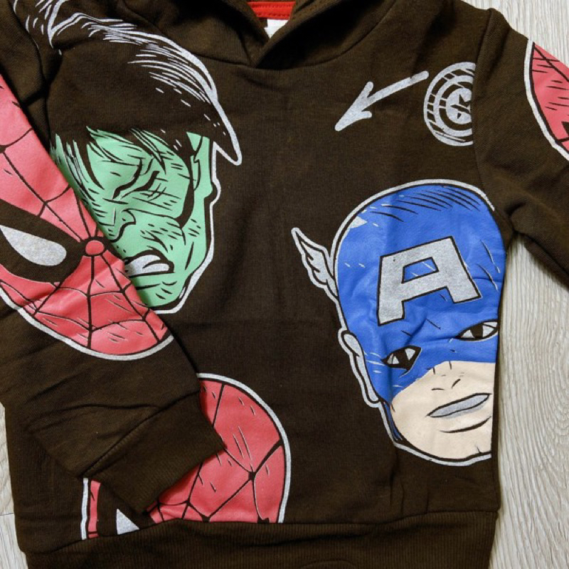 Bộ nỉ HM cho bé trai màu nâu họa tiết marvel hoodie có mũ size 2-6 tuổi