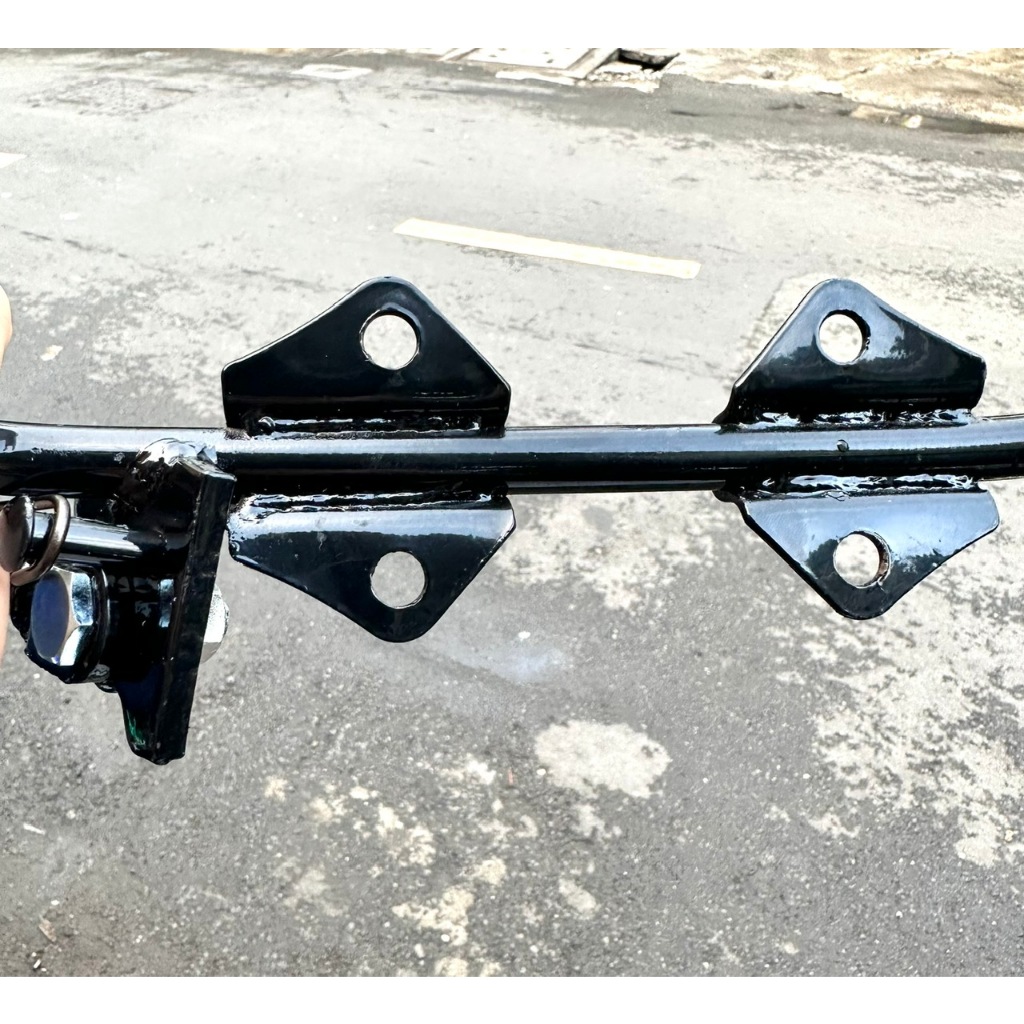 BỘ GÁC CHÂN TRƯỚC  VÀ CHỐNG NGANG XE CHALY