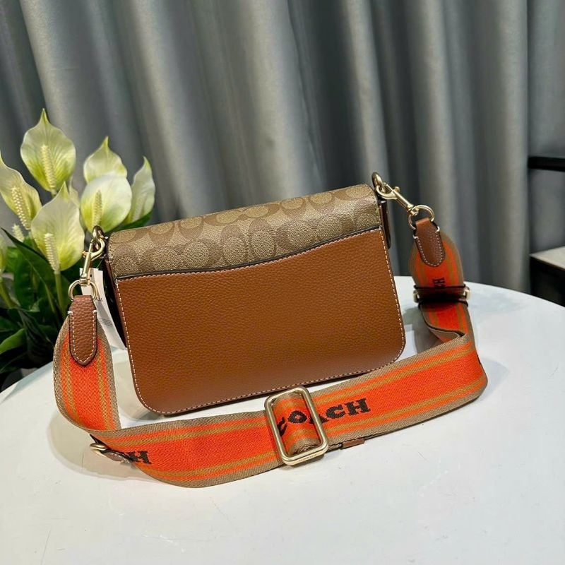 ✨✨Logan Messenger In Signature Canvas✨✨CH483🌟Mẫu túi coach đơn giản dễ phối